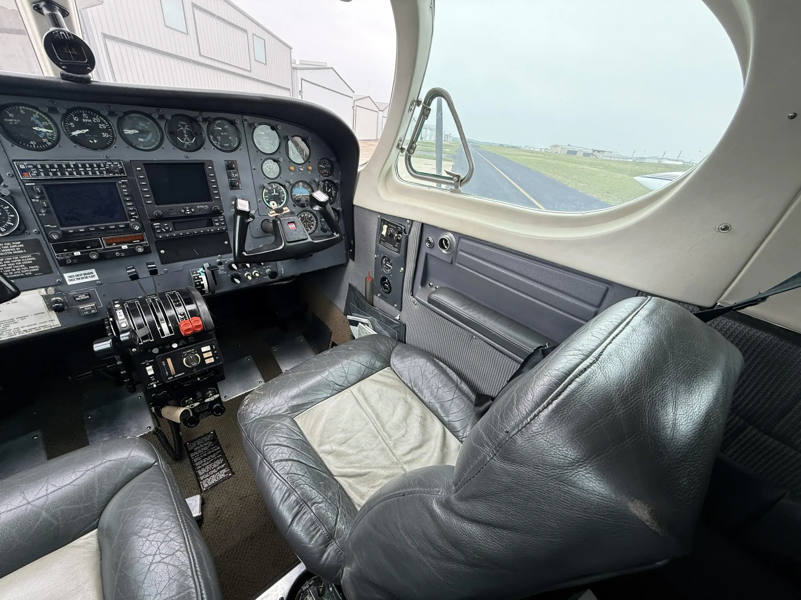 Cockpit and instrument panel of a 1979 Cessna 335.