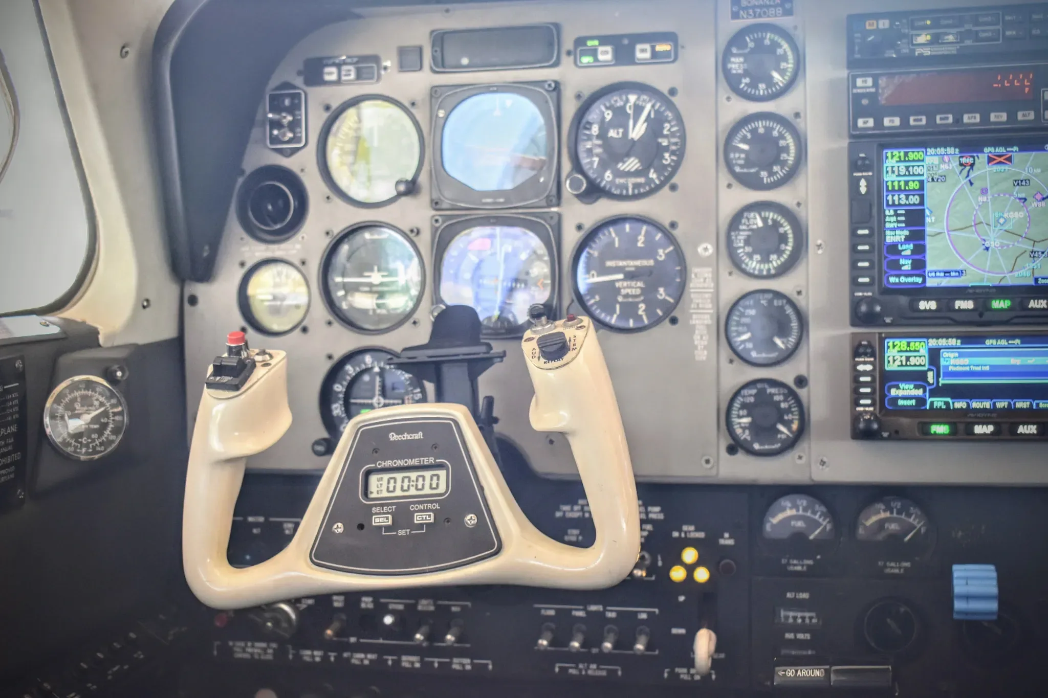 Cockpit and instrument panel of a 2005 Beechcraft Bonanza.