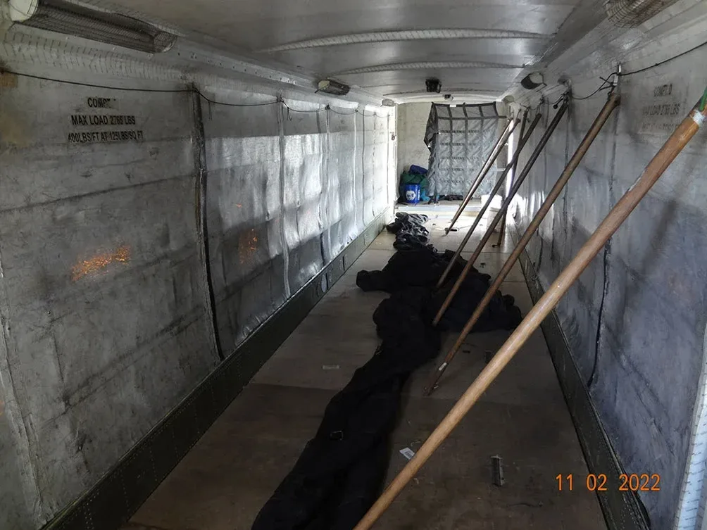 Cabin interior of a 1987 Shorts Brothers LLC Shorts.