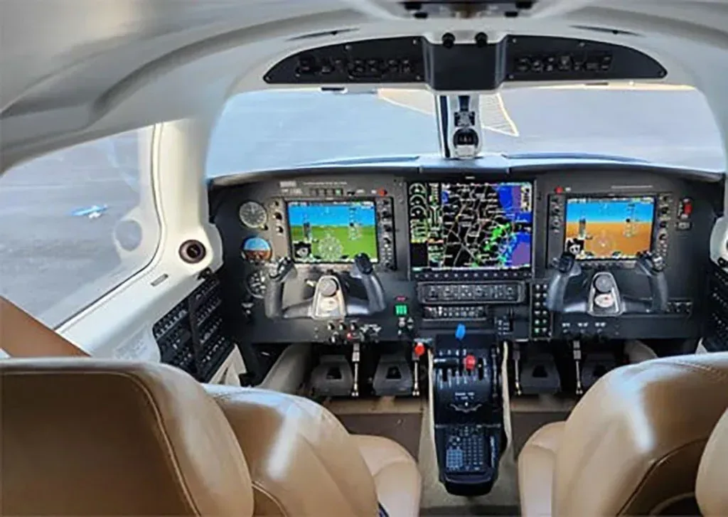 Avionics suite of a 2013 Piper Malibu Matrix.