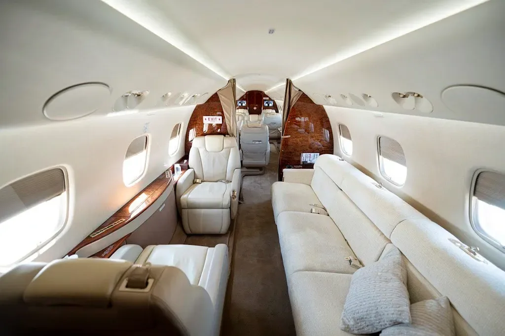 Cabin interior of a 2008 Embraer Legacy 600.