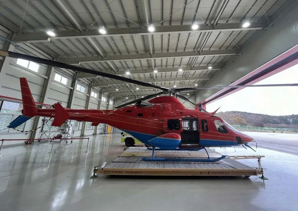 Engine detail of a 2005 Bell 430.