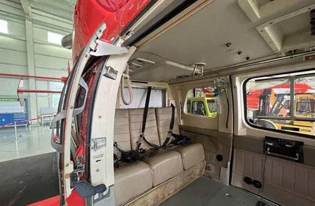 Cabin interior of a 2005 Bell 430.