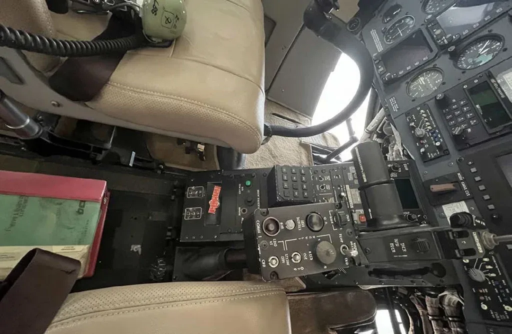 Cockpit and instrument panel of a 2005 Bell 430.
