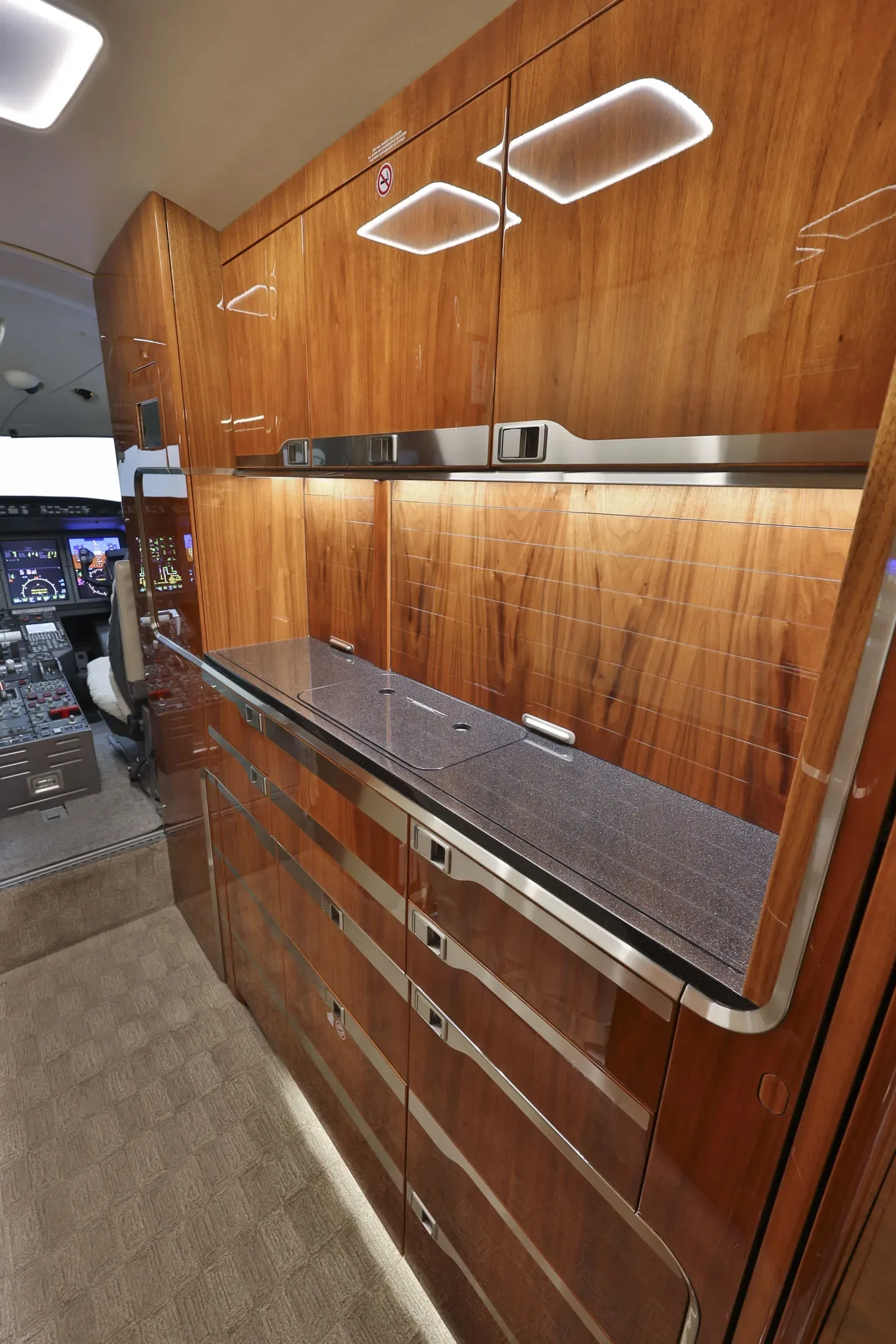 2017 Challenger 350
