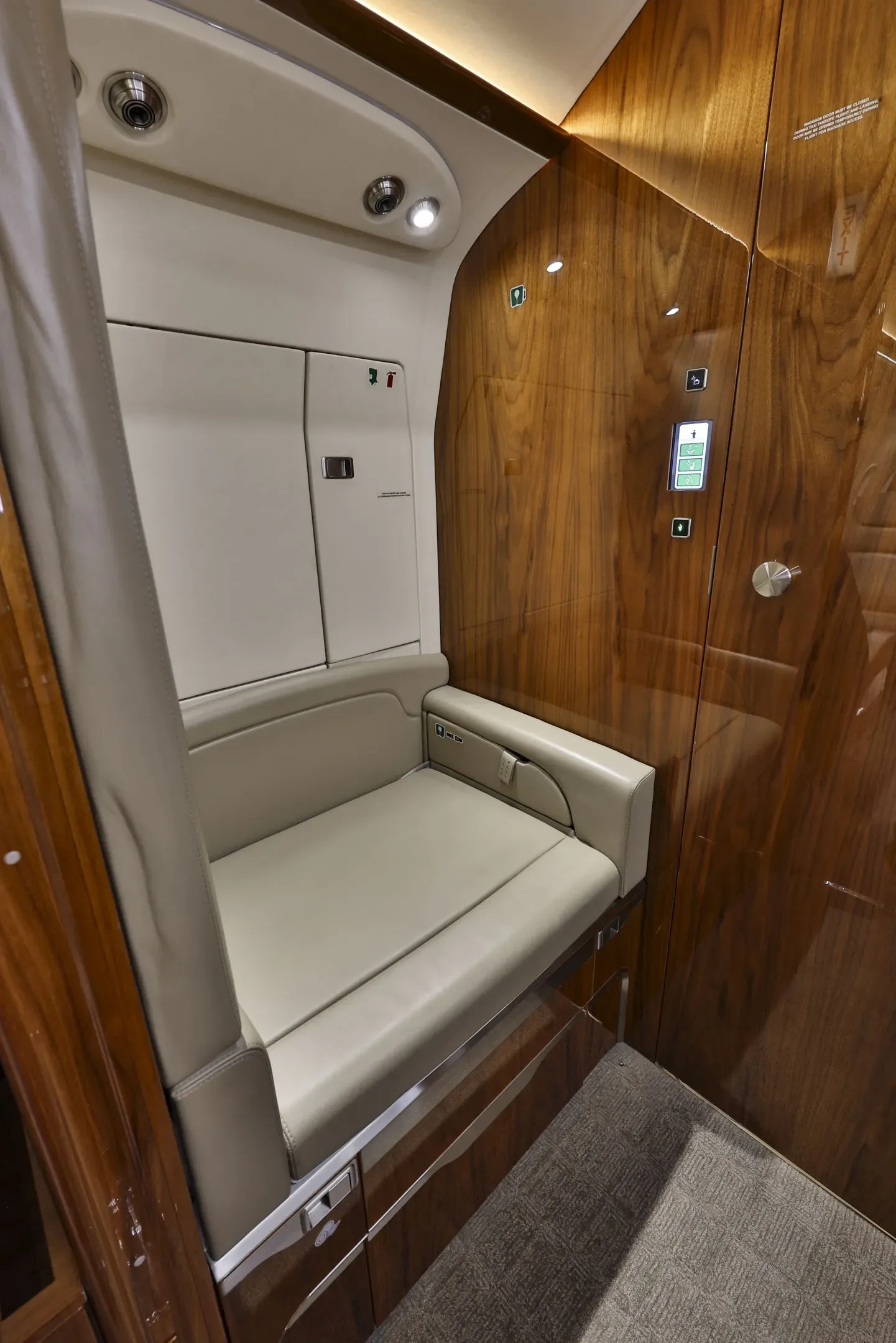2017 Challenger 350