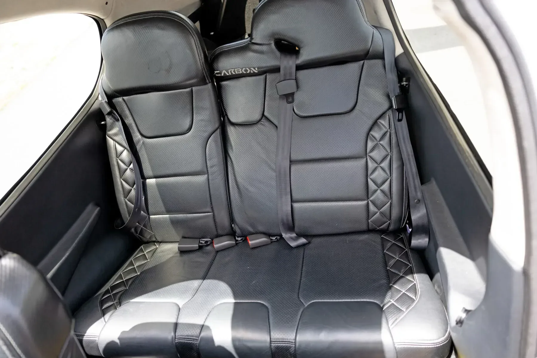 Cabin interior of a 2015 Cirrus SR22.