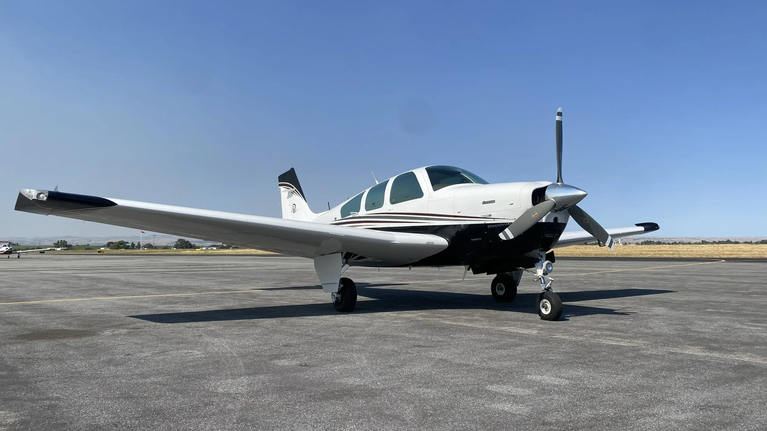 Exterior view of a 1987 Beechcraft Bonanza, CE-1156.