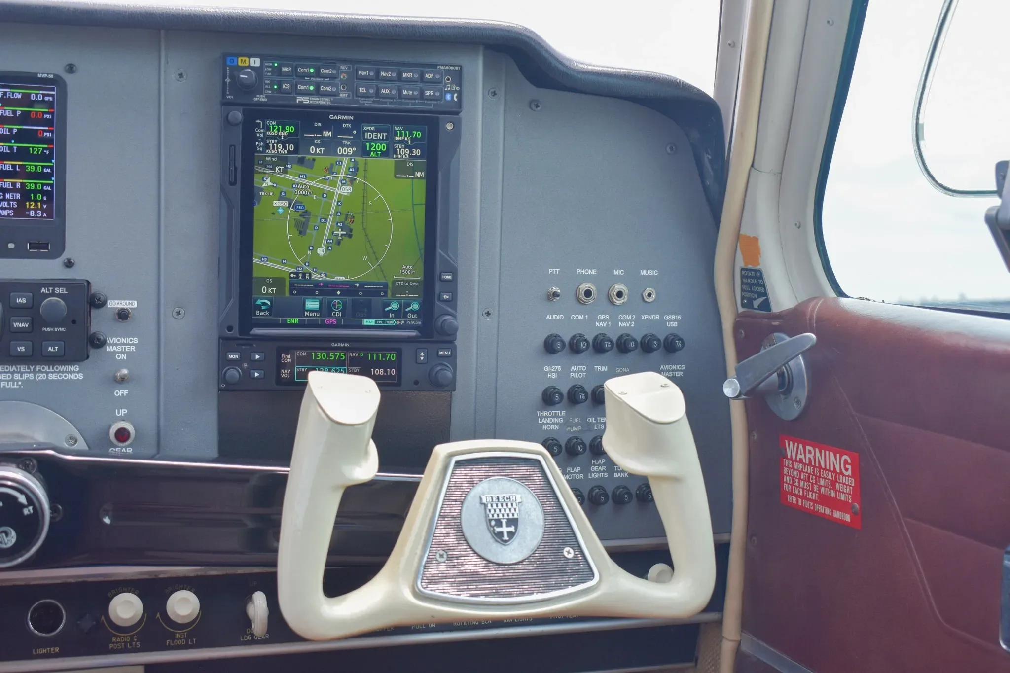 Cockpit and instrument panel of a 1965 Beechcraft Bonanza.