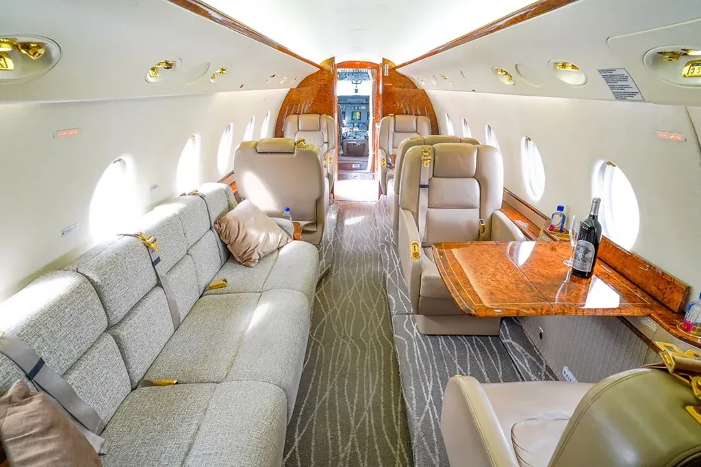 Cabin interior of a 2003 Gulfstream.