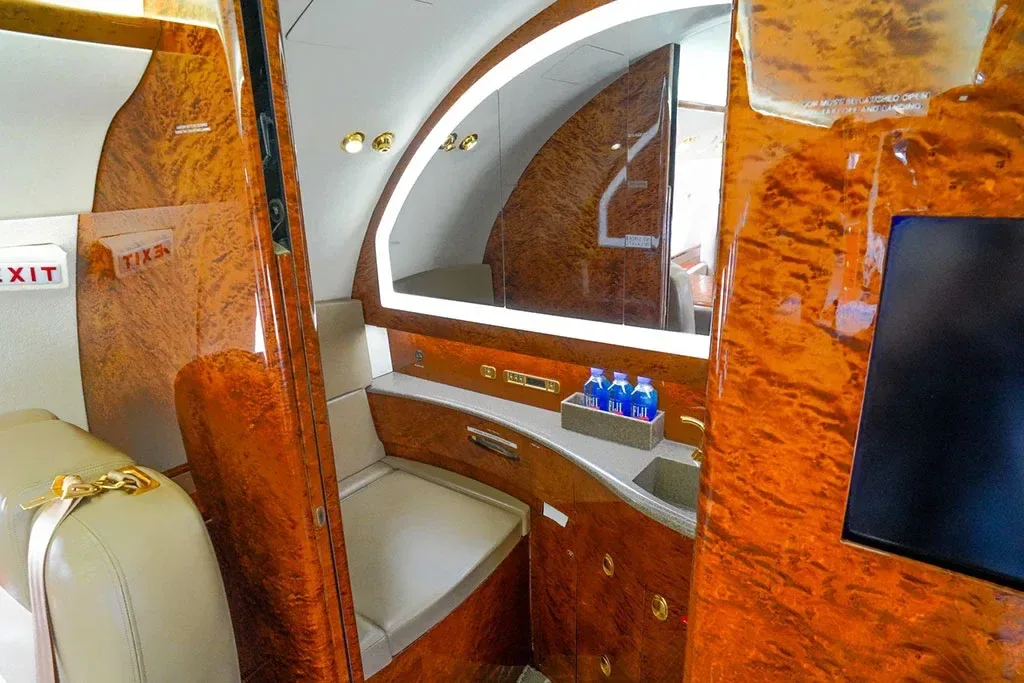 Cabin interior of a 2003 Gulfstream.