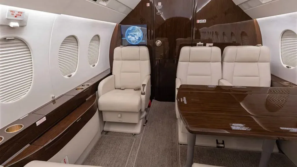 2013 Falcon 2000LX