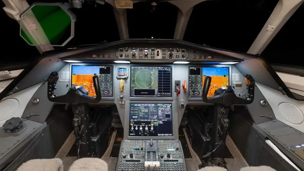 2013 Falcon 2000LX