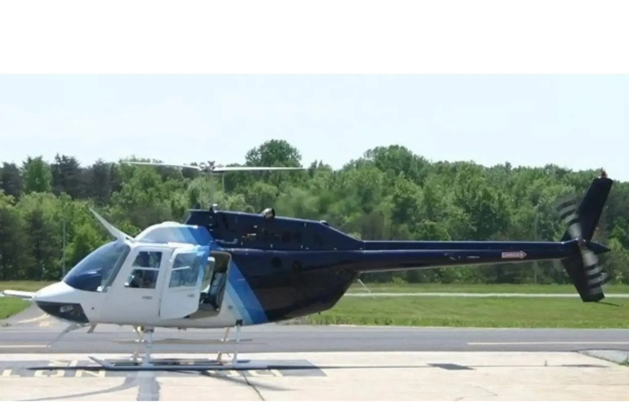Exterior view of a 1989 Bell 206B, N78AM.