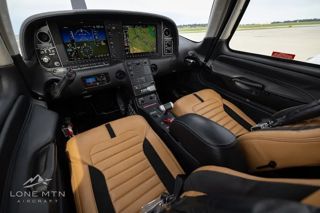 Cabin interior of a 2016 Cirrus SR22T.