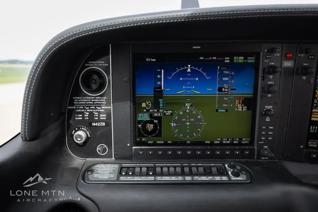 Avionics suite of a 2016 Cirrus SR22T.