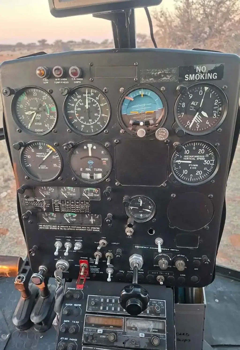 Cockpit and instrument panel of a 1990 Schweizer.