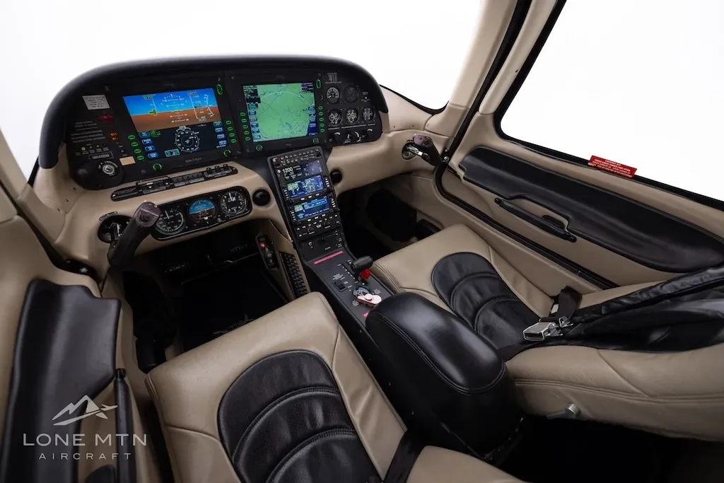 Cabin interior of a 2005 Cirrus.
