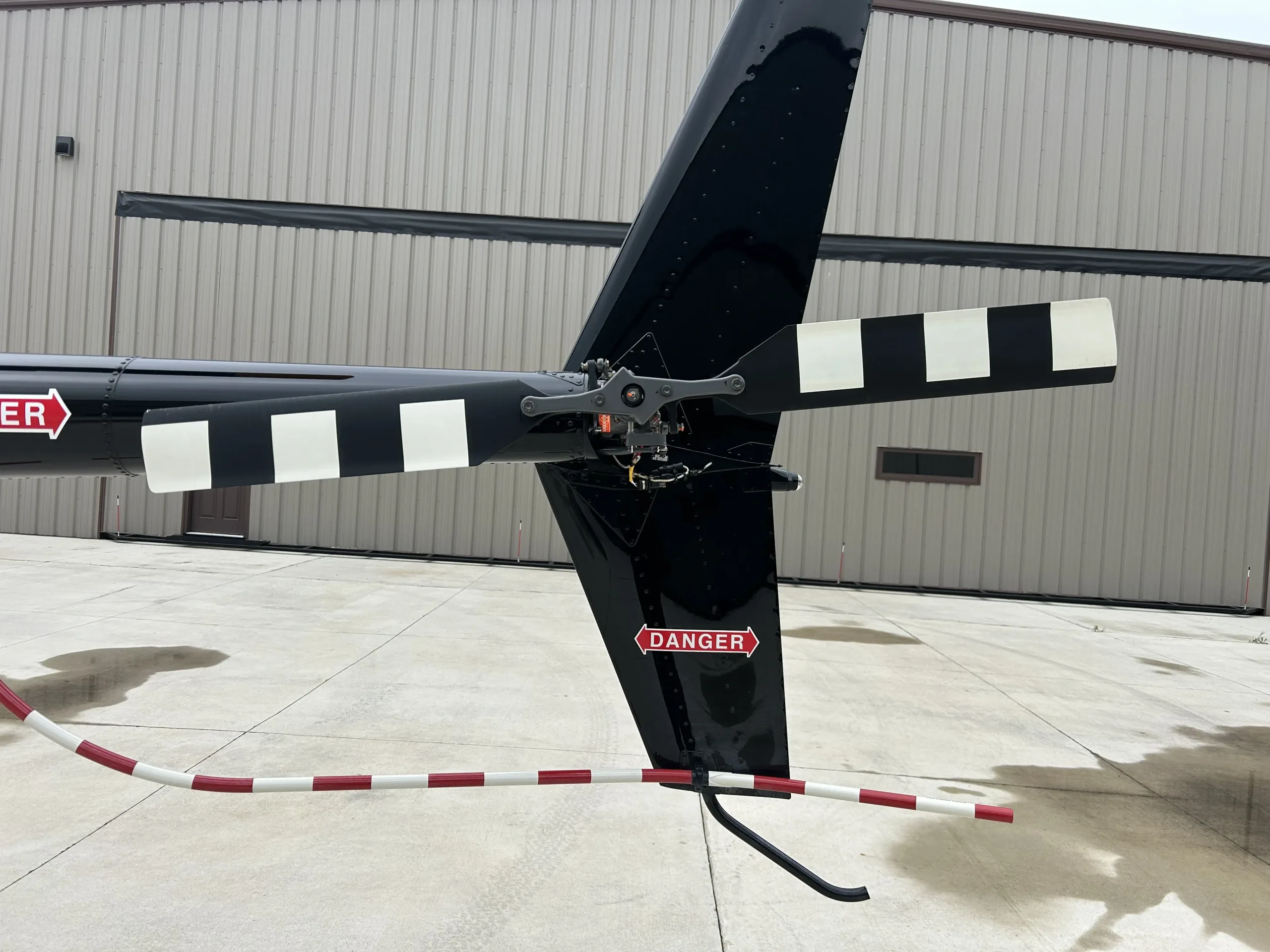 Exterior view of a 2019 Robinson R44 II, N10UP.