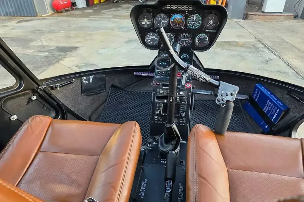 Cockpit and instrument panel of a 2013 Robinson.