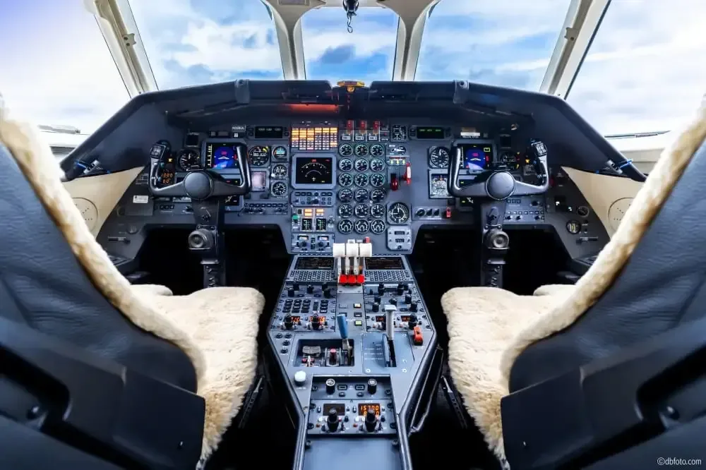 Cockpit and instrument panel of a 1996 Dassault Falcon.