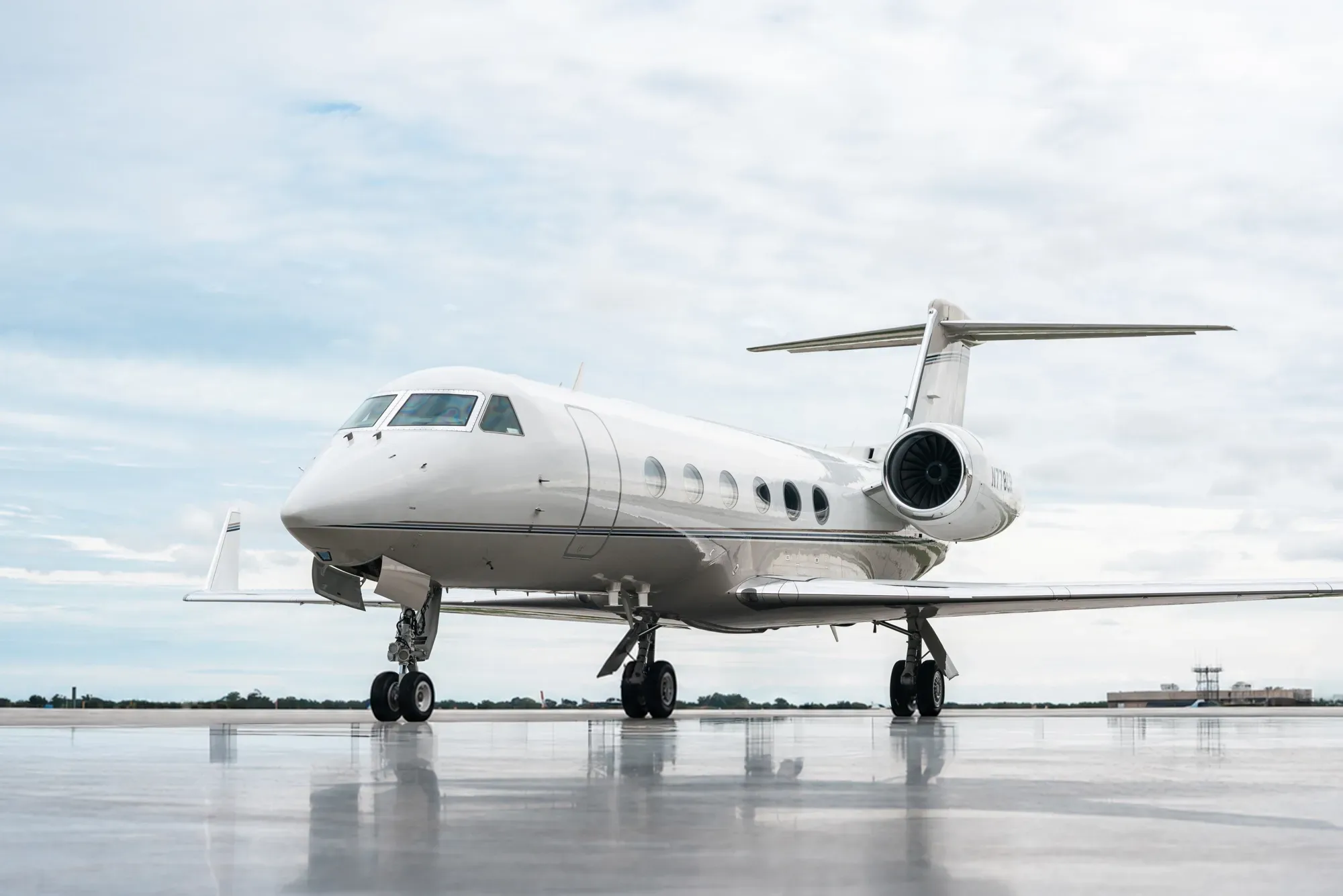 Exterior view of a 2006 Gulfstream.
