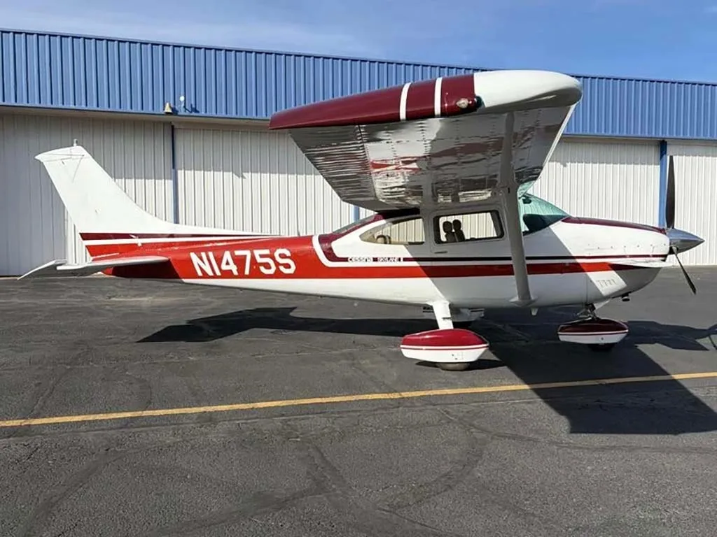 2004 Cessna 182 T