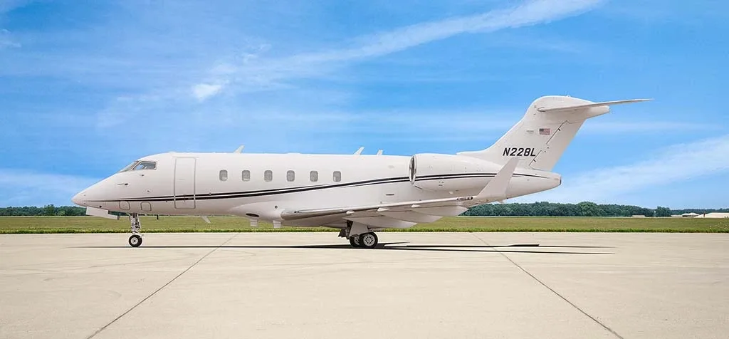 Exterior view of a 2008 Bombardier Challenger 300, N999ND.