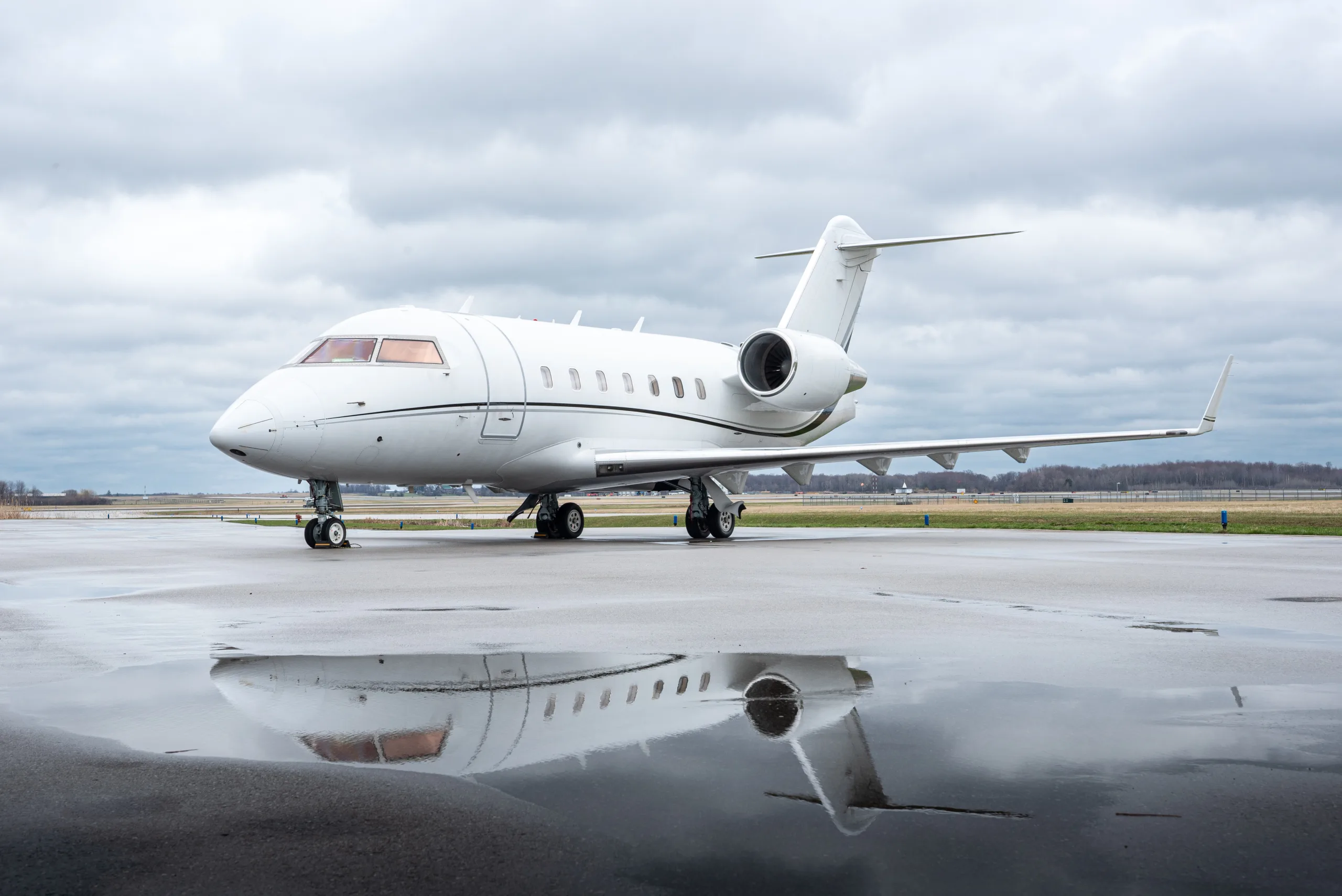 2005 Challenger 604