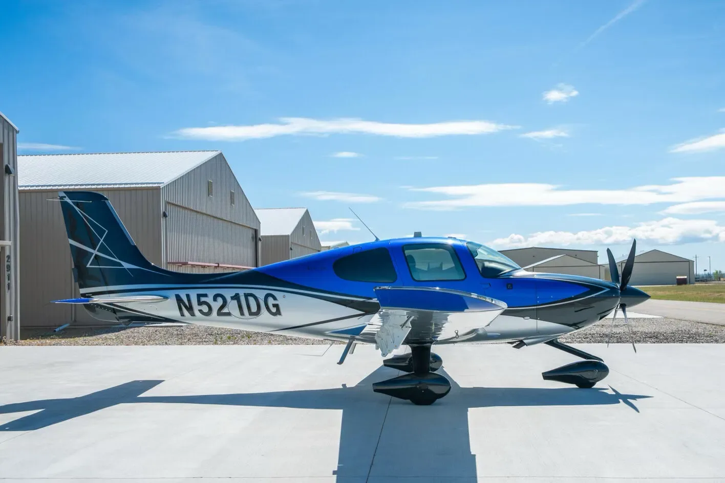 Exterior view of a 2023 Cirrus SR22T G6 GTS.