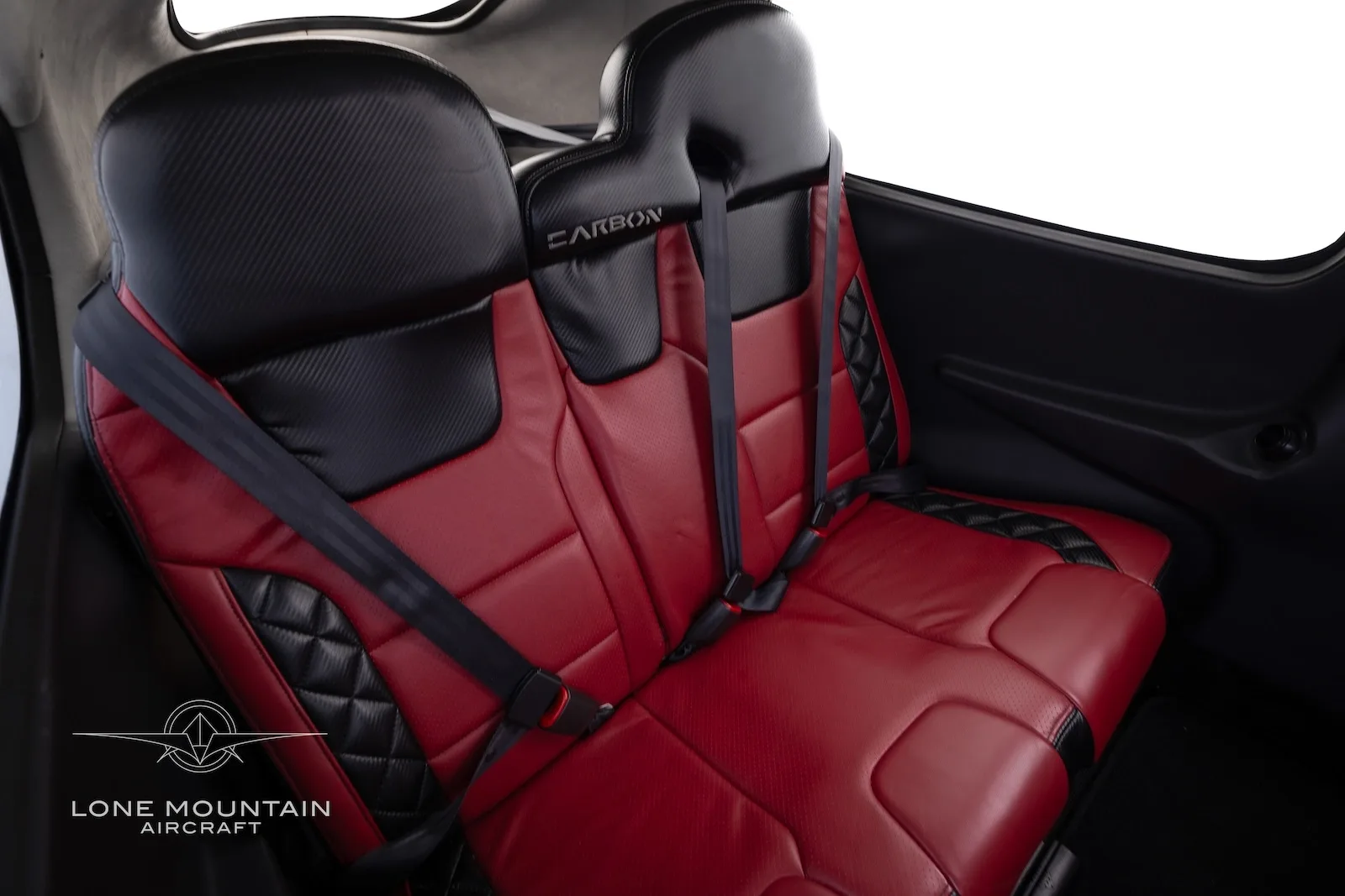 Cabin interior of a 2013 Cirrus SR22T G5 GTS.