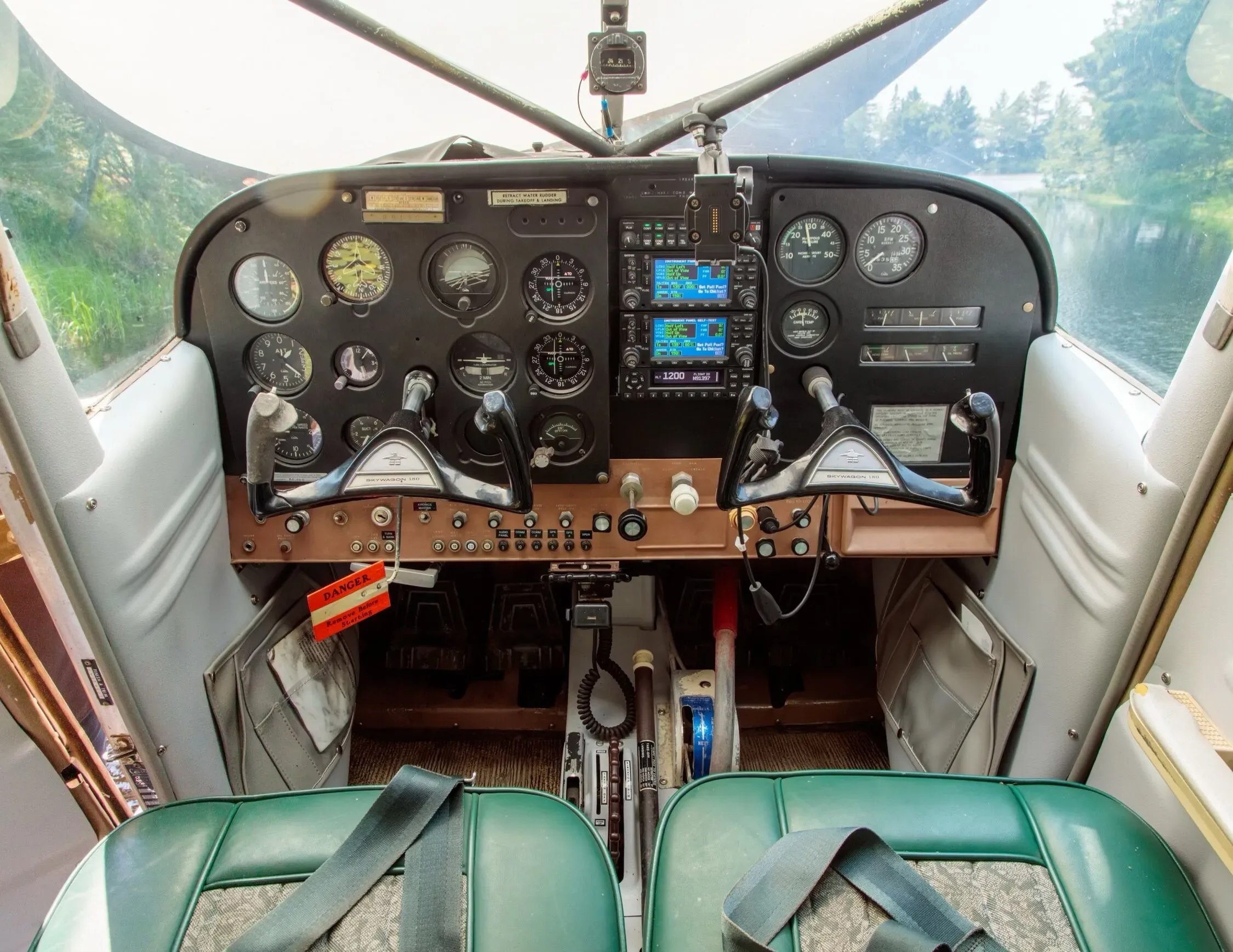 1999 Seawind 3000