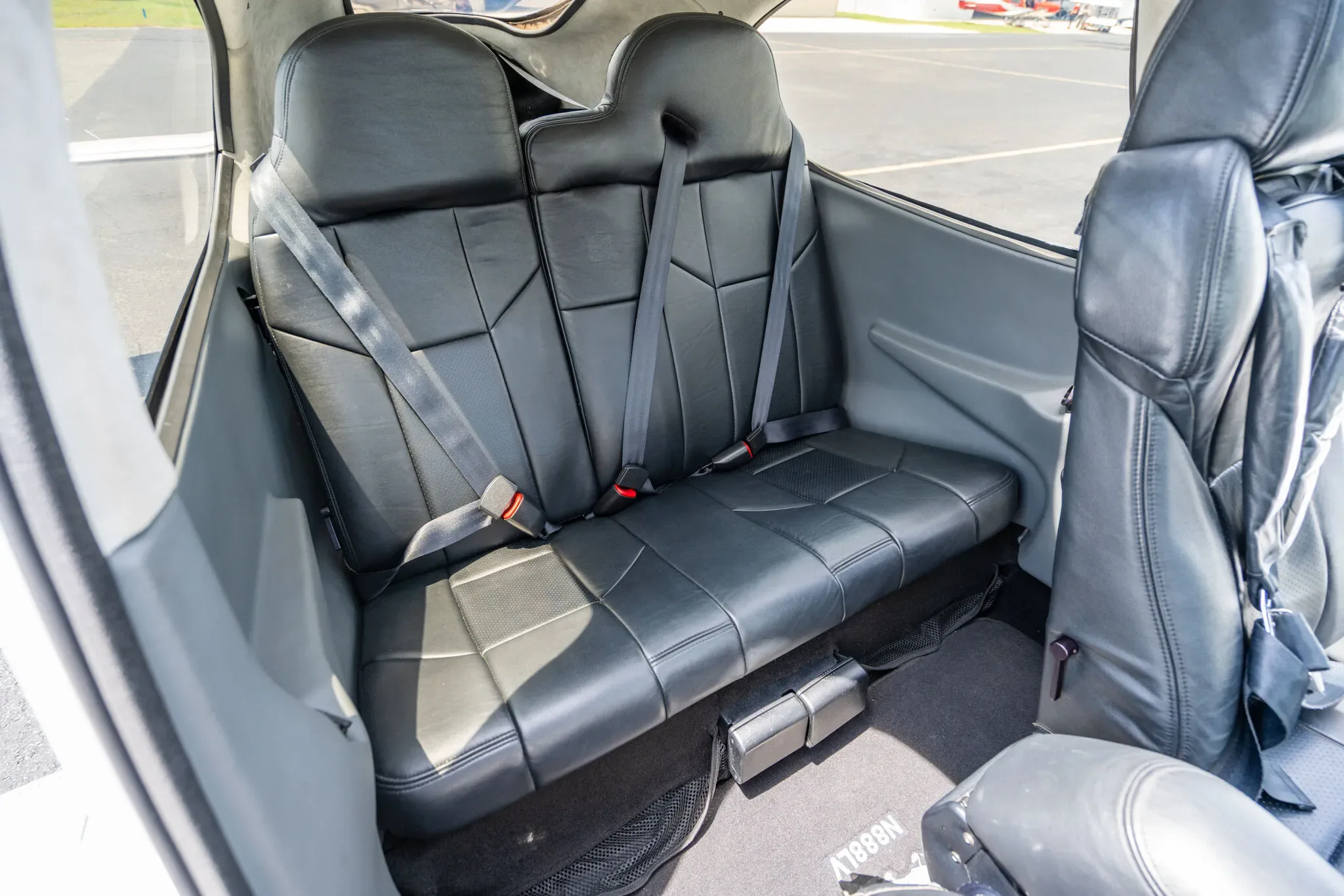 Cabin interior of a 2023 Cirrus.
