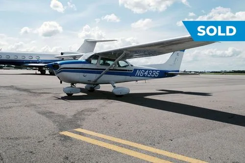 1975 Cessna 172M - N64335