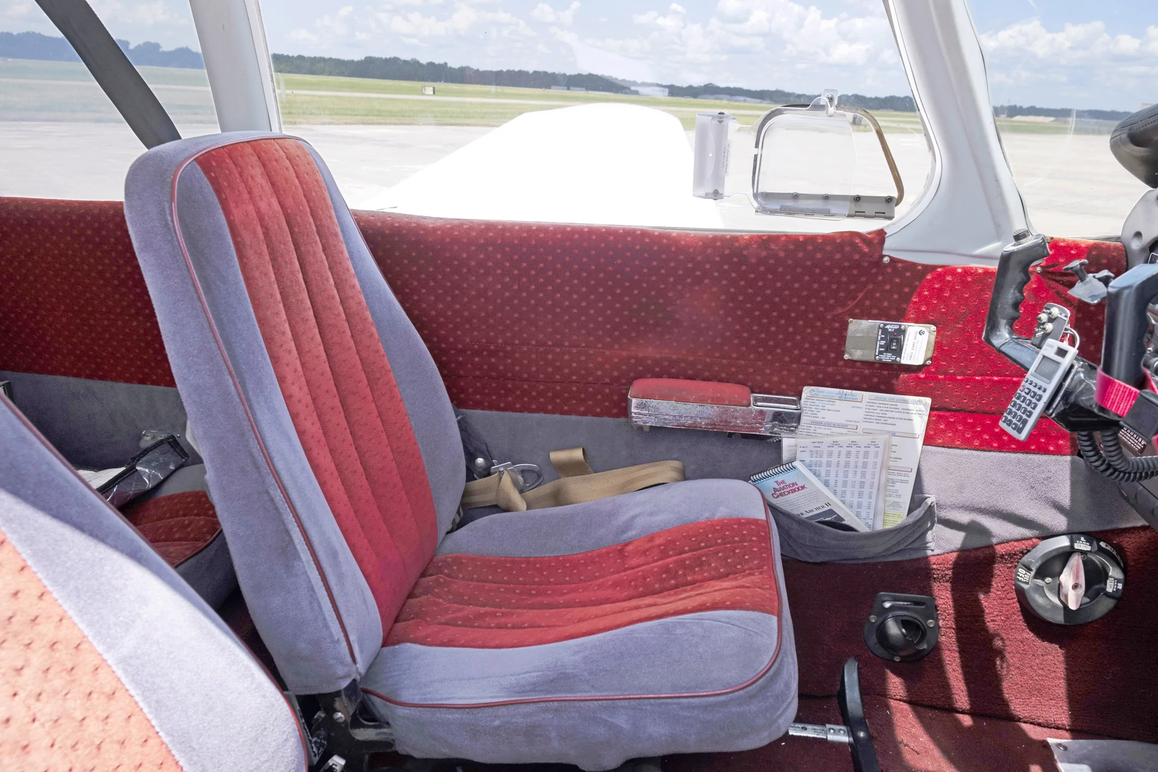 Cabin interior of a 1977 Piper PA-28-181.