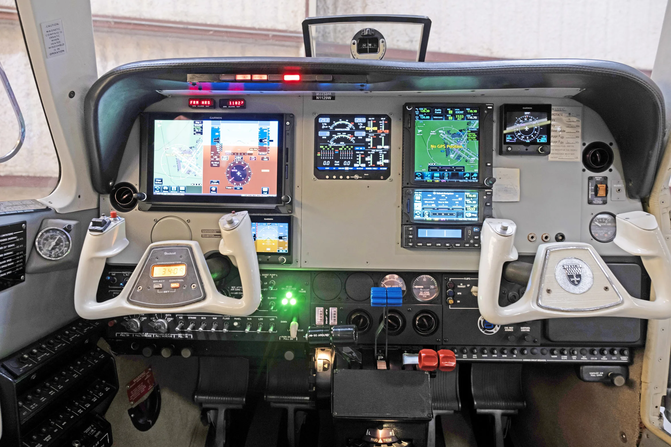 Cockpit and instrument panel of a 1997 Beechcraft 58.