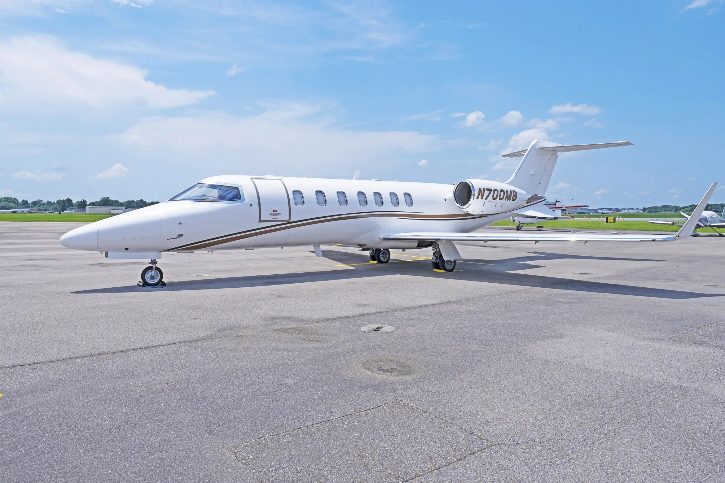 Exterior view of a 2008 Learjet 45 (40XR), N700MB.