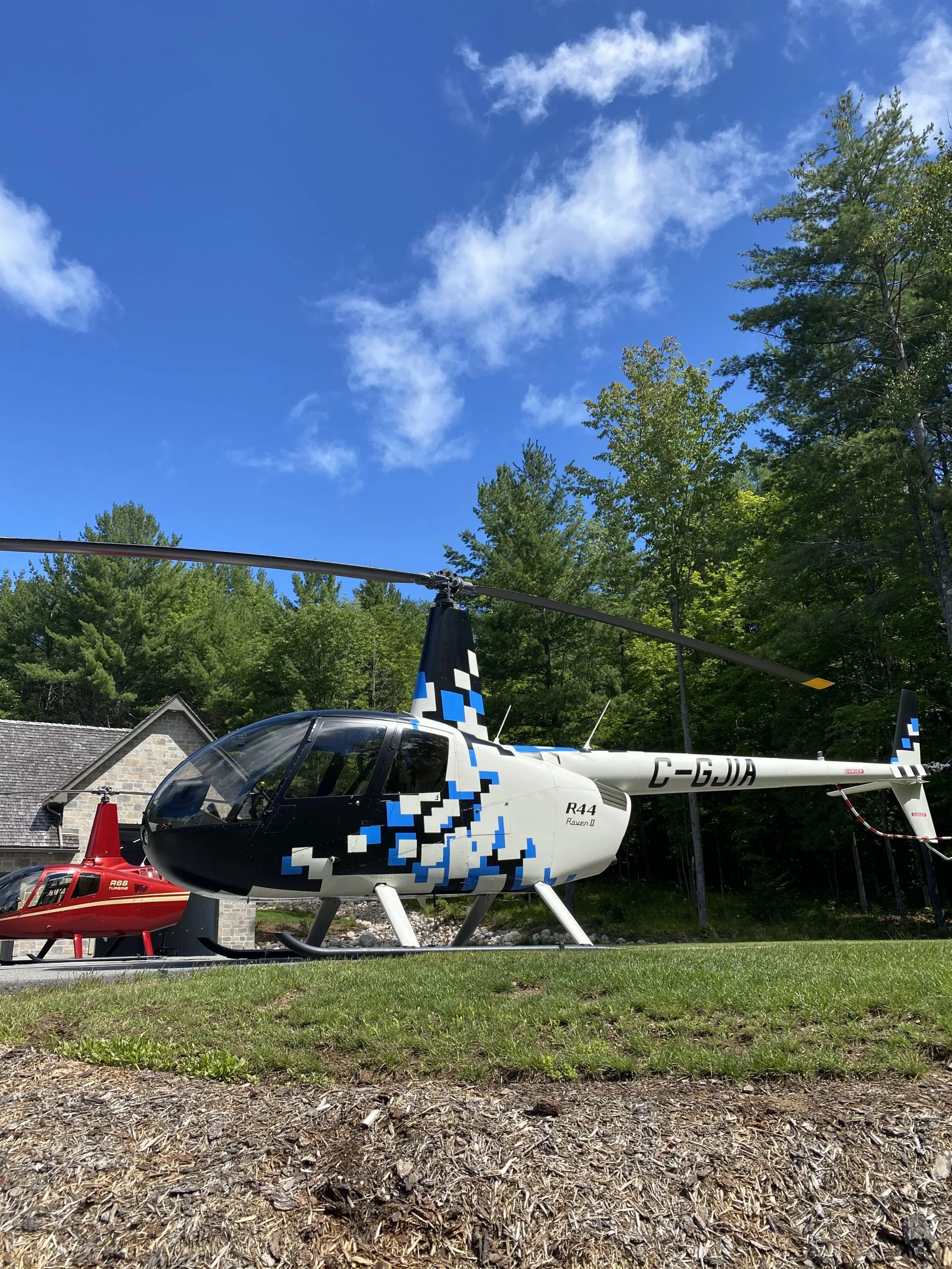 2007 Robinson R44