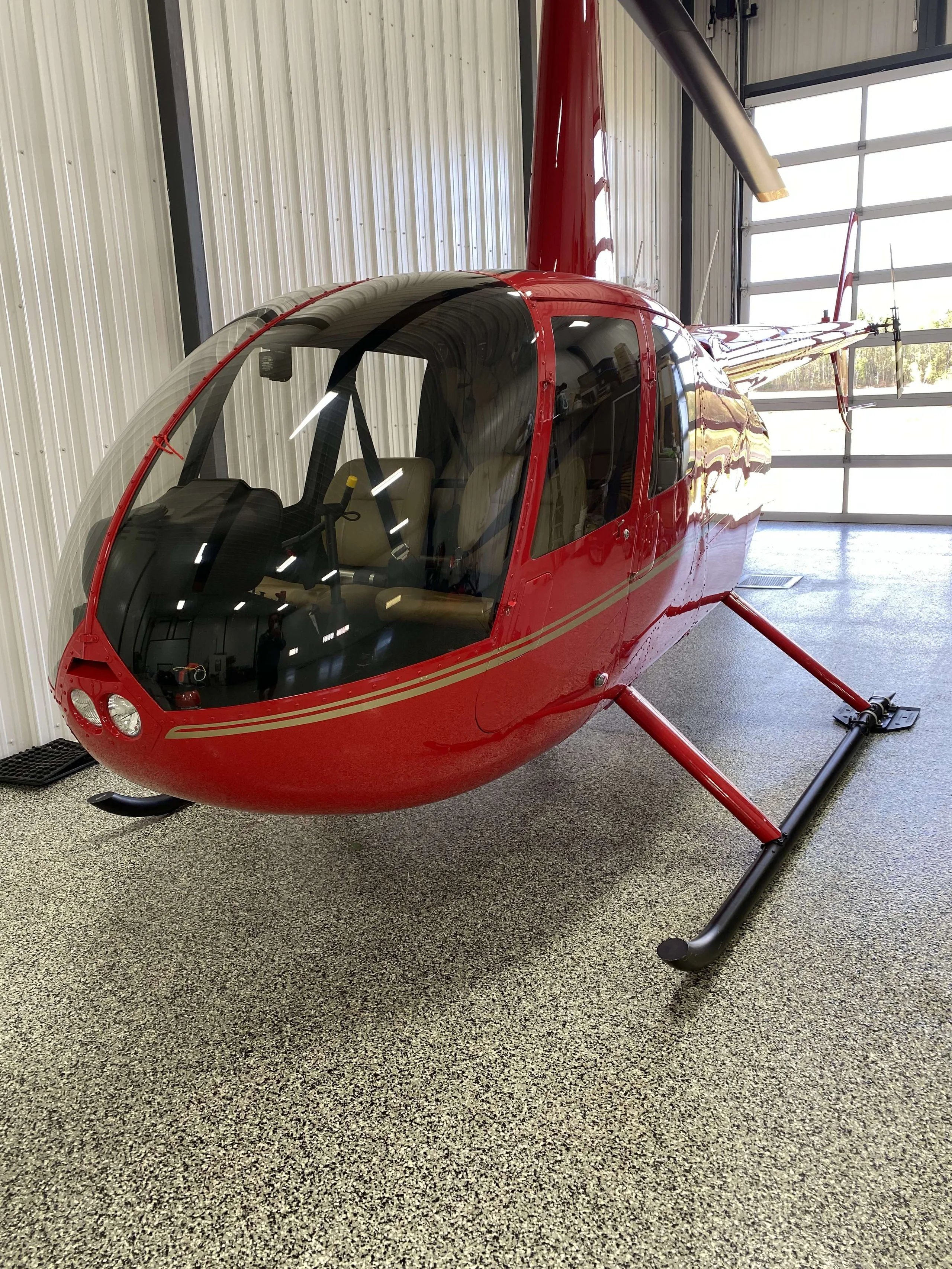 Exterior view of a 2012 Robinson R44.