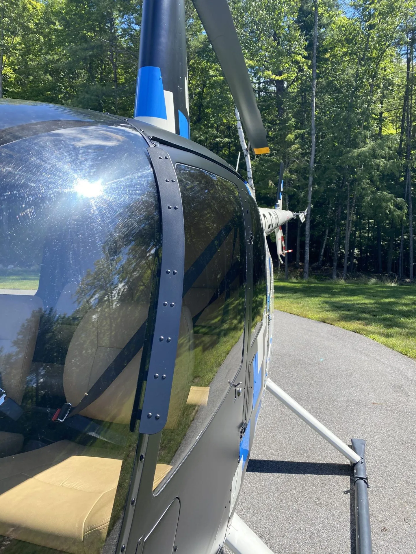 Exterior view of a 2012 Robinson R44 RAVEN II.