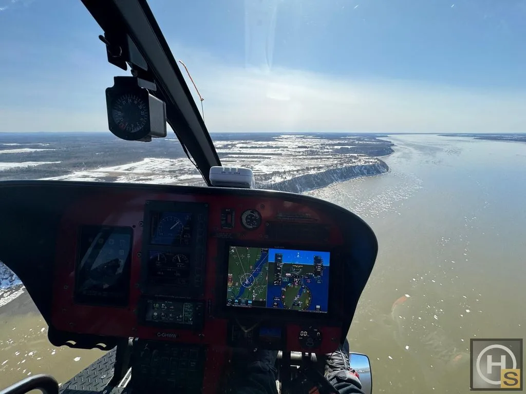 Avionics suite of a 2021 Bell 505 – December 2021 –.