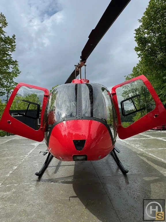Exterior view of a 2021 Bell 505 – December 2021 –, C-GZLY.