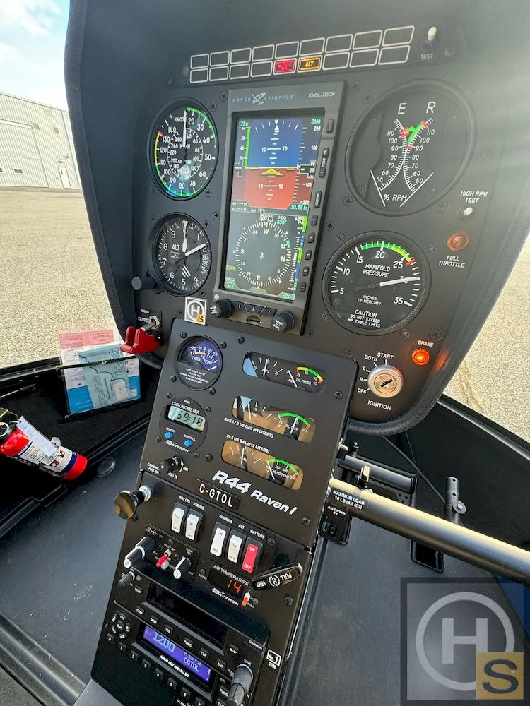 Cockpit and instrument panel of a 2022 Robinson R44 Raven I – 2022.