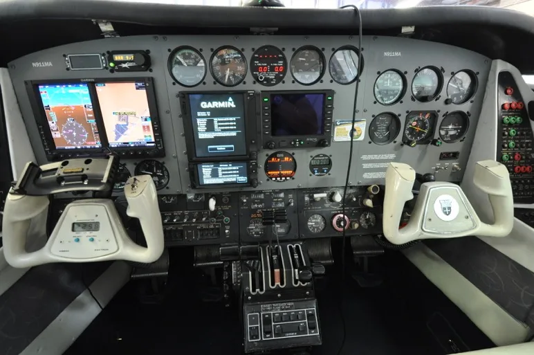 Cockpit and instrument panel of a 1973 Beechcraft DUKE.