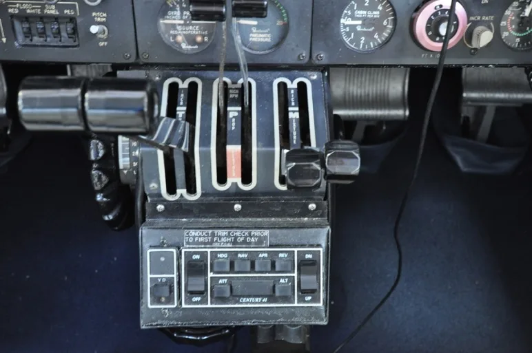 Avionics suite of a 1973 Beechcraft DUKE.