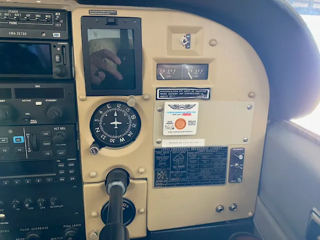 Avionics suite of a 1977 Cessna 180K.