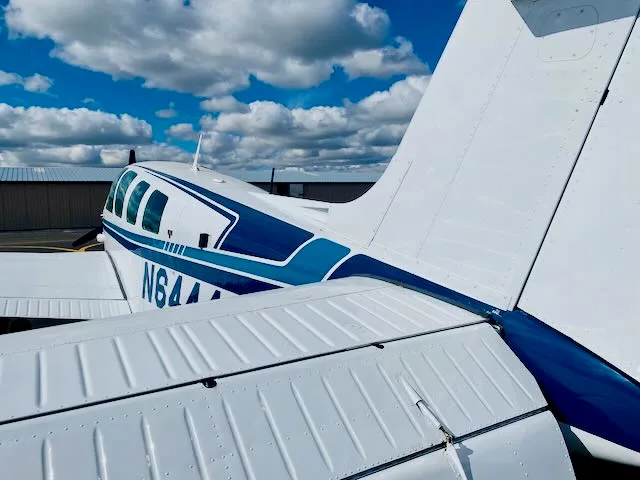Exterior view of a 1982 Beechcraft B36TC, N6444C.