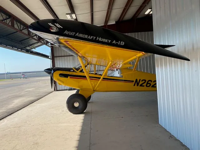 Exterior view of a 1966 Beechcraft C33A – Debonair, N4875J.