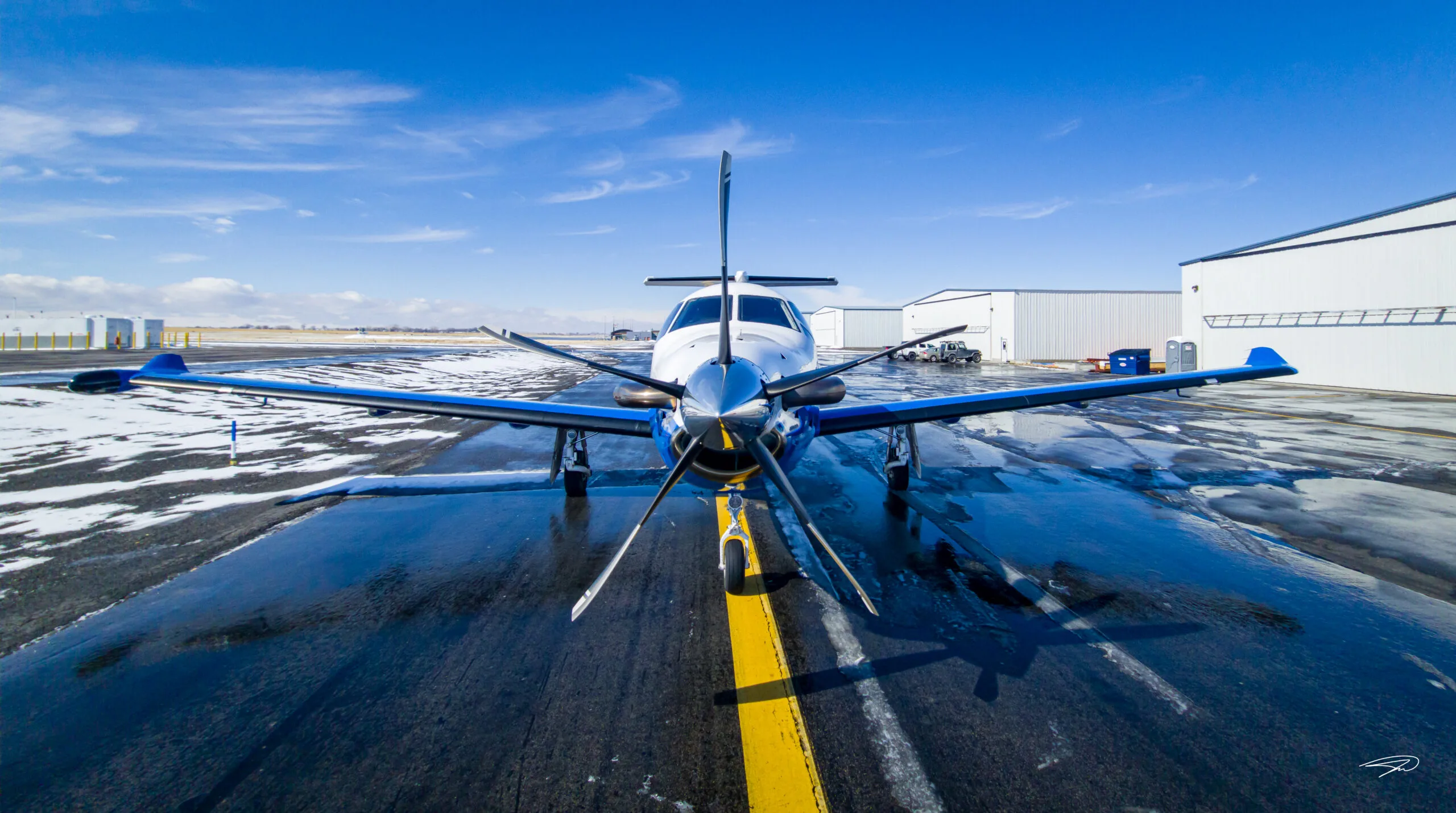 Exterior view of a 2008 Pilatus PC-12/47, N874EB.
