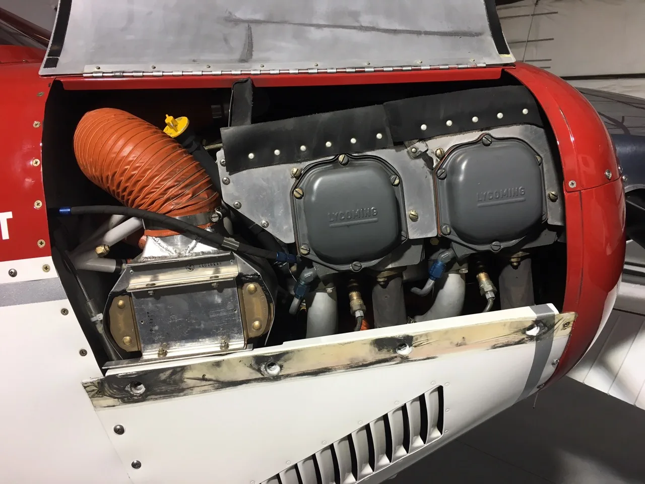 Engine detail of a 2007 Aviat Husky A1B.